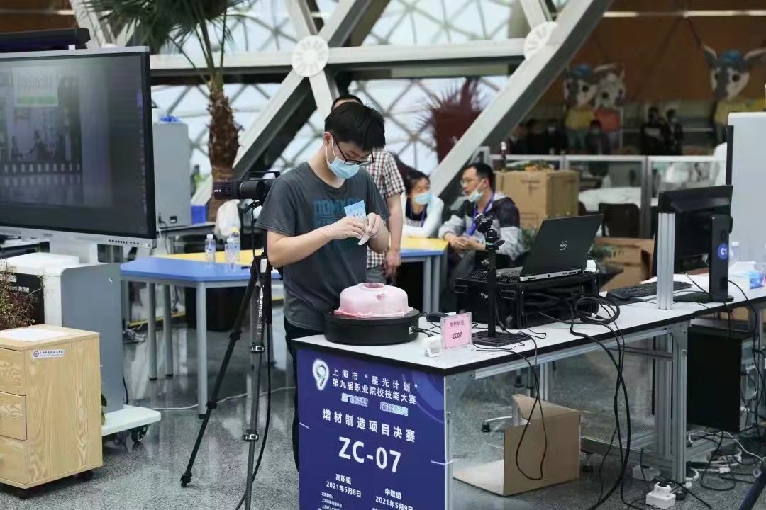 许飞宇1.jpg