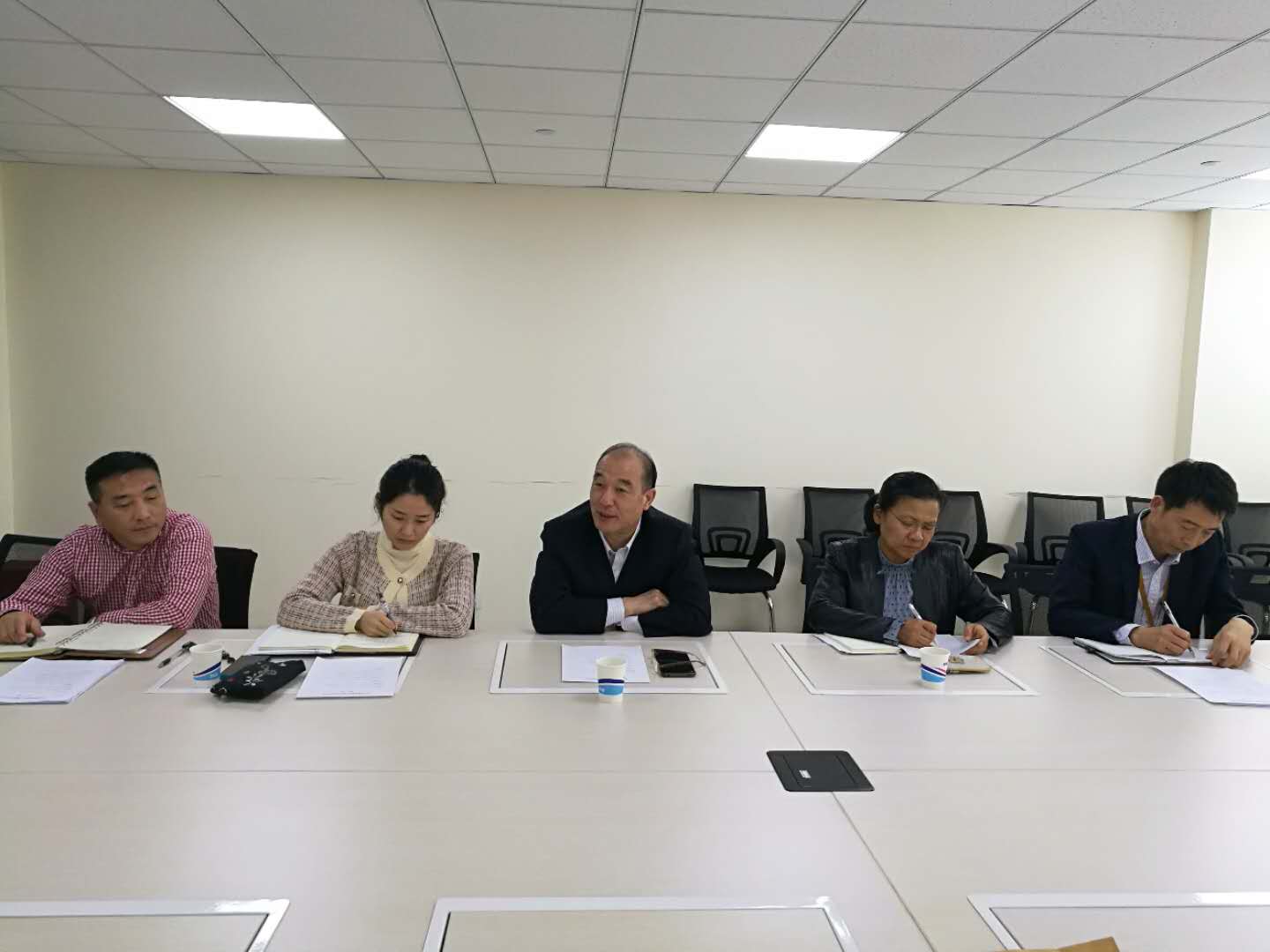 微信图片_20201101220023.jpg 微信图片_20201101220023.jpg